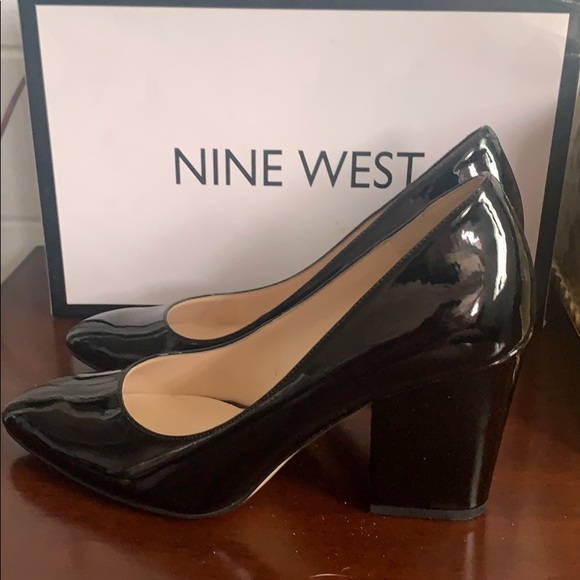 Black Paten leather heels - Picture 3 of 7